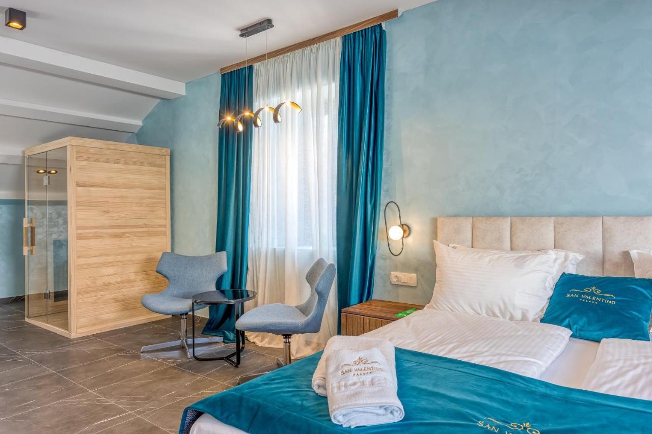 San Valentino Palace Aparthotel Umag Exterior photo